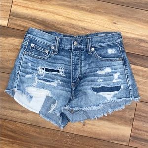 American Eagle ripped high rise shorts